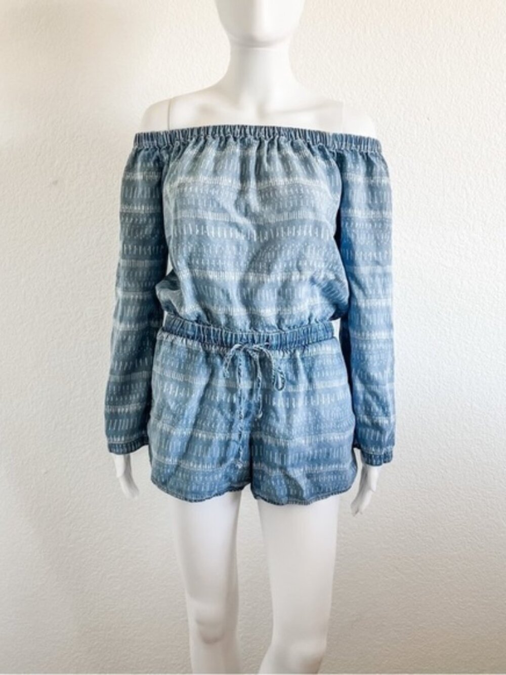 Cloth & Stone Long Sleeve Tencel Romper Off Shoulder Chambray Size XS